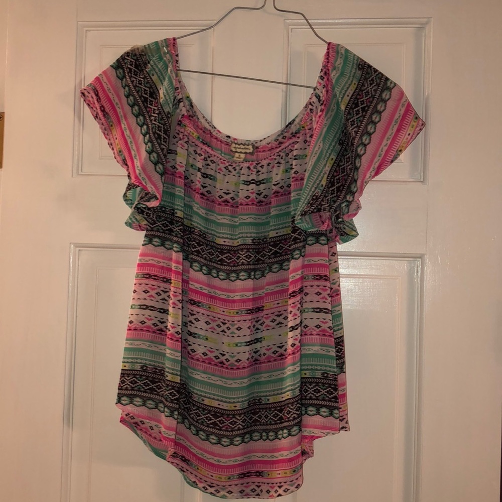 Multicolored Aztec pattern flowy shirt